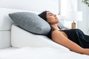 Dosaze™ Therapeutic Cooling Wedge Pillow